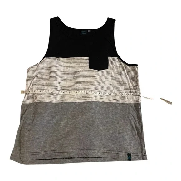 Colorblock Tank Top with Pocket - Picture 6 of 6